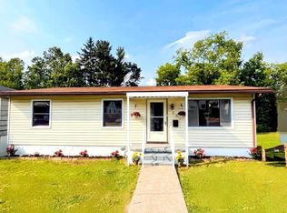 227 6th St, Beckley, WV 25801