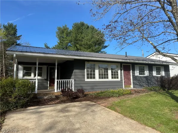 121 Andover Rd, Woodsfield, OH 43793