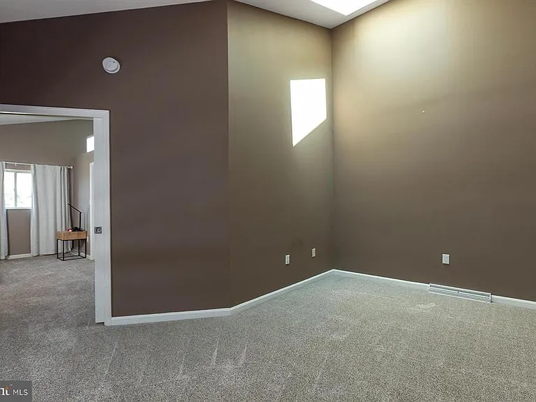 4603 N Progress Ave — Photo 35