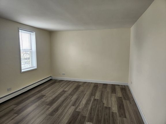2nd image of 8625 Van Wyck Expy APT 510