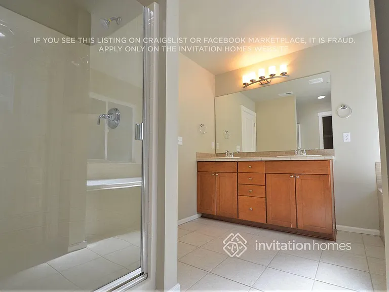 21411 40th Pl S #61 — Photo 11