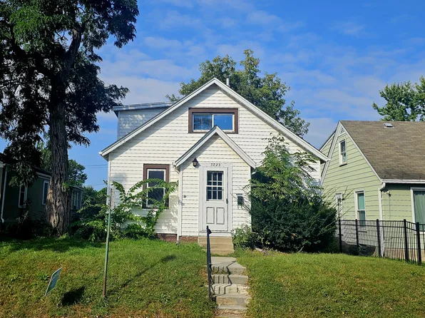 3823 Regent Ave N, Robbinsdale, MN 55422