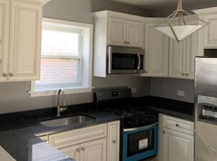 8242 S Chappel Ave, Chicago, IL 60617