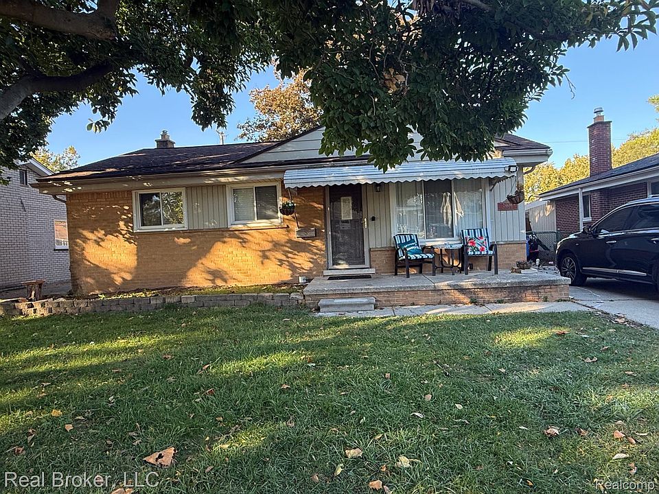 1st image of 24686 McDonald St