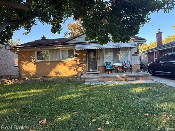 24686 McDonald St, Dearborn Heights, MI 48125