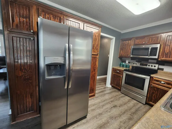 359 Academy Dr, Hamilton, AL 35570