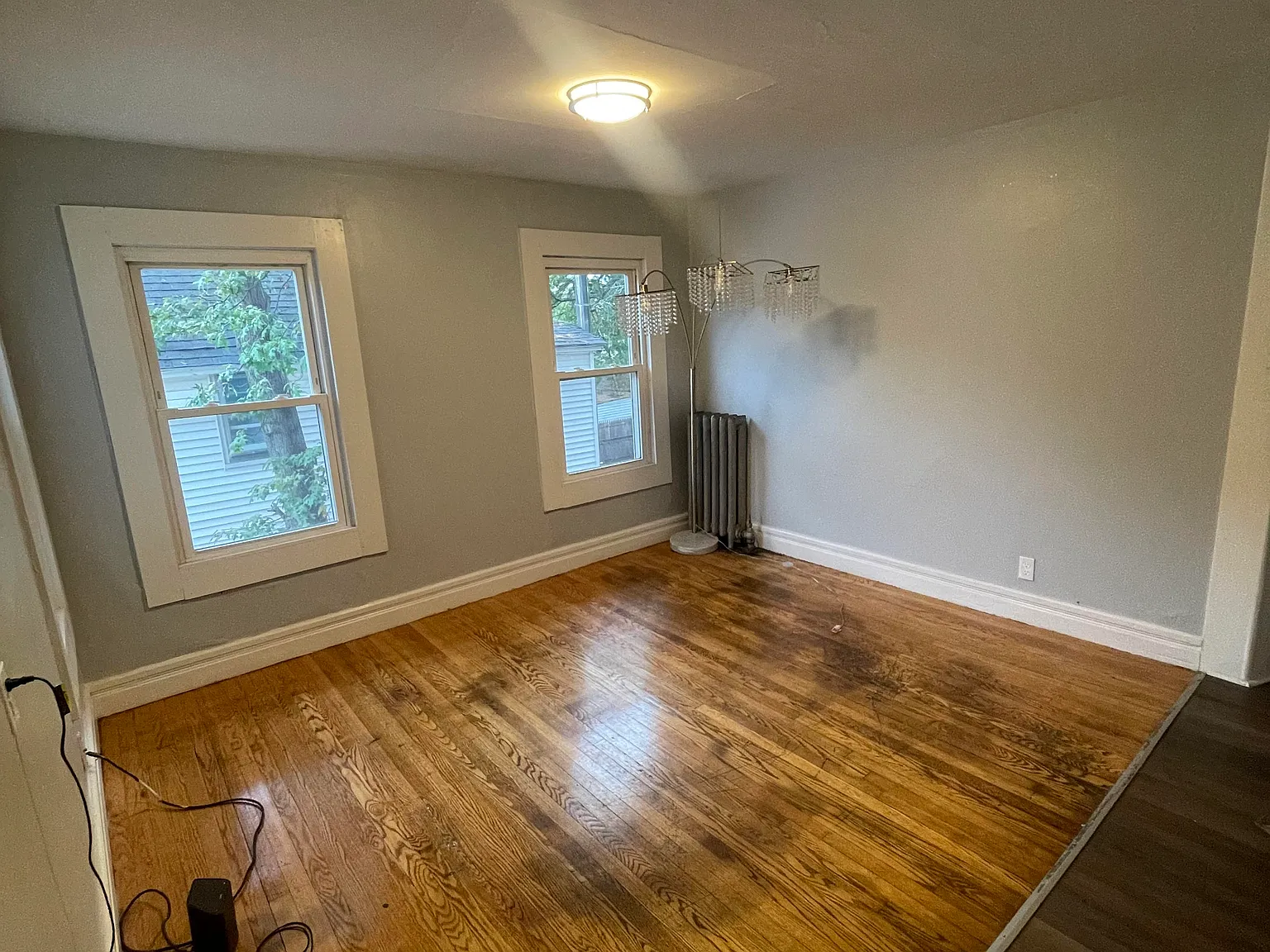 37 Forest St — Photo 2