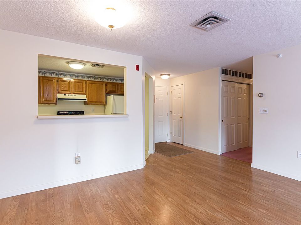 Hollis Crossing Rentals Nashua Nh at Herman White blog