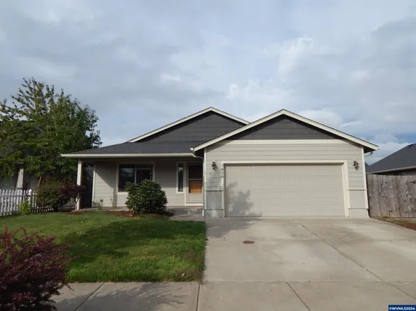 3428 Bald Eagle Dr, Lebanon, OR 97355