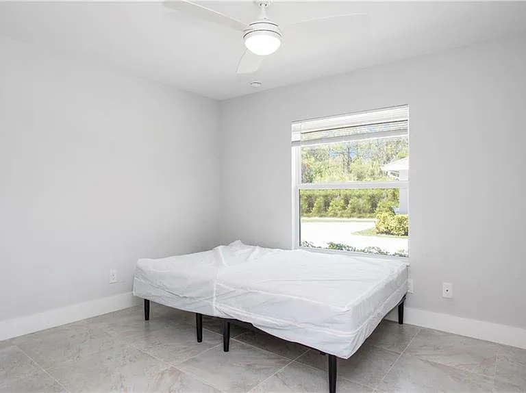 27310 Dortch Ave — Photo 11