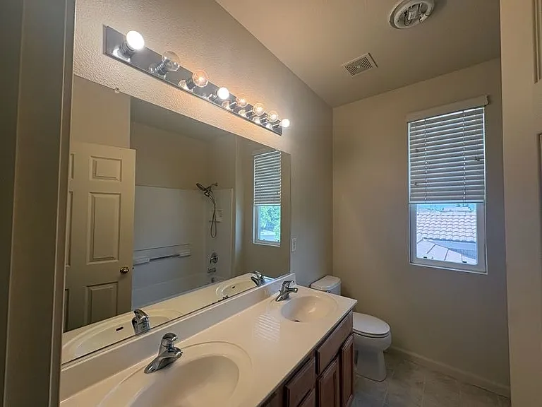 3531 Santiago Ave — Photo 38