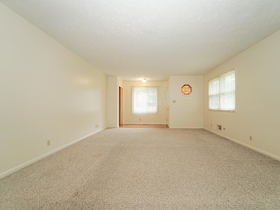 5th image of 411 17th St