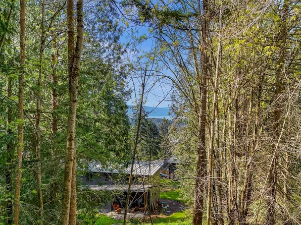 1800 40th Place, Bellingham, WA 98229