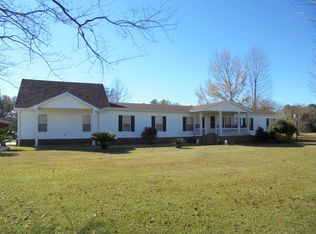 25280 Katie Dr, Picayune, MS 39466
