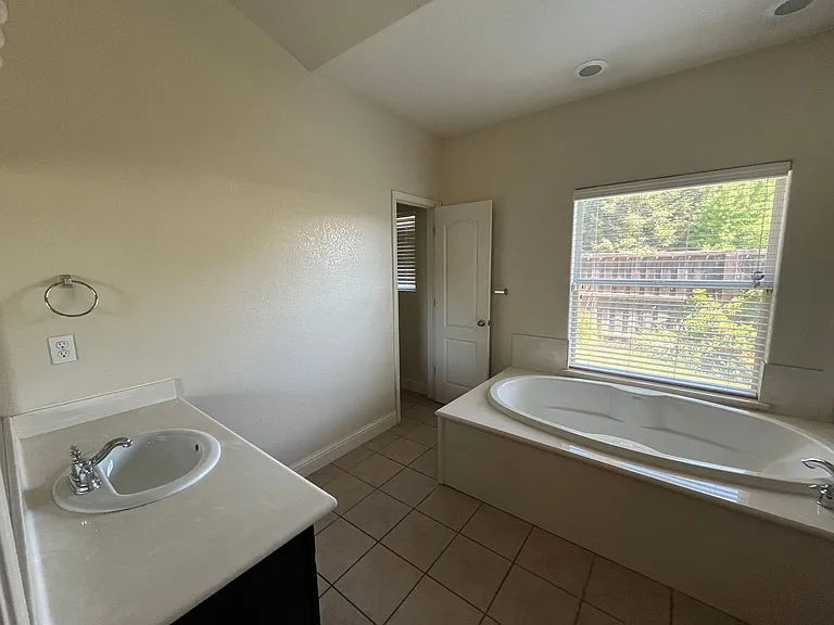 6237 W Damsen Ct — Photo 29
