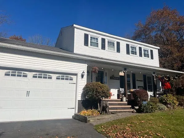 25 N Pollard Dr, Fulton, NY 13069