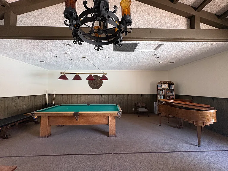 500 Glenwood Cir #122 — Photo 23