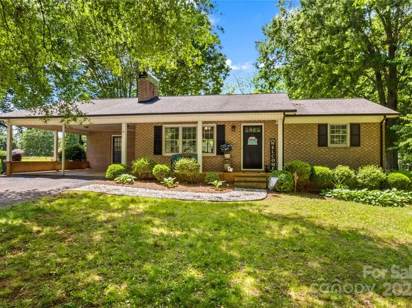 141 Dunlap Loop, Statesville, NC 28625