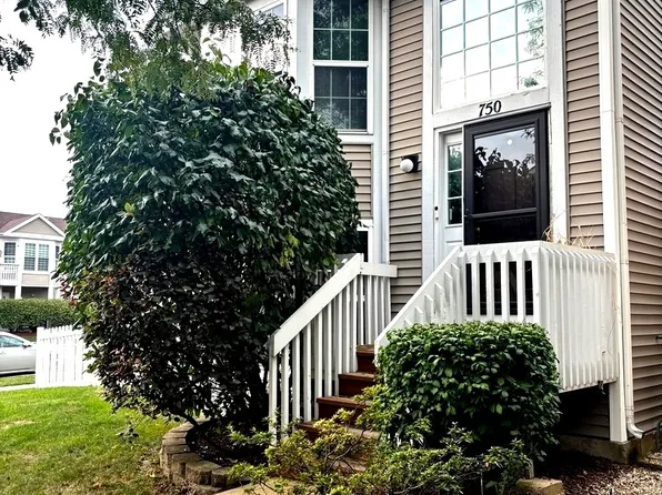 750 Four Seasons Blvd, Aurora, IL 60504