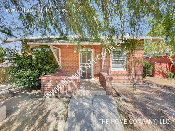 1001 E Elm St