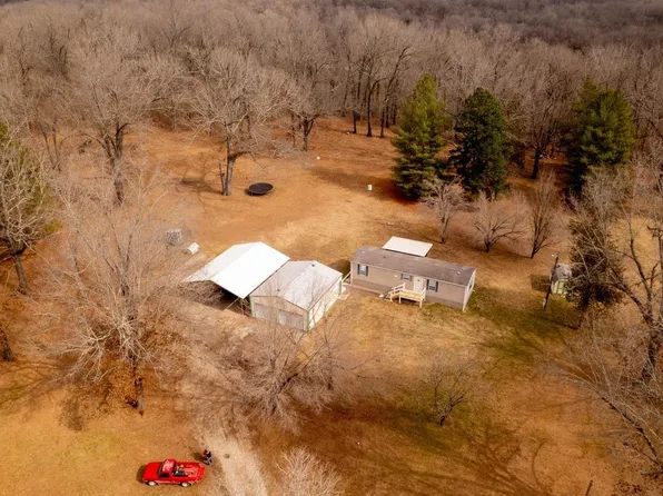 586 Red Hawk Ln, Gamaliel, AR 72537