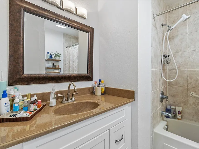 7600 Emmett F Lowry Expy #1102 — Photo 14