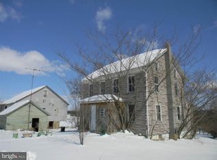 884 Pine Grove Rd, Hanover, PA 17331