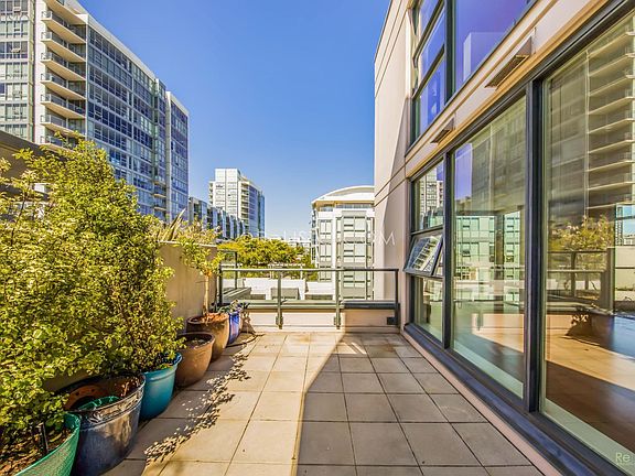 3rd image of 325 China Basin St Unit 415