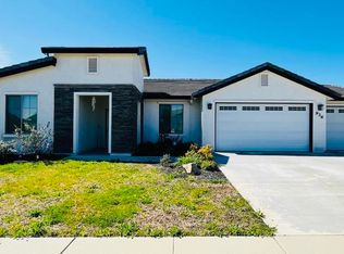 936 Katmai Pl, Redding, CA 96001