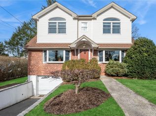 19 Nelson Rd, Scarsdale, NY 10583