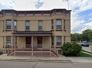 202 S Throop St FLOOR 1, Woodstock, IL