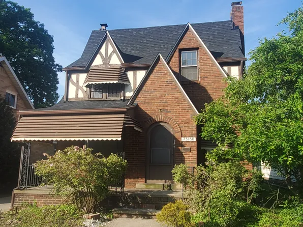 25160 Chatworth Dr, Euclid, OH 44117