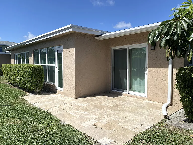 2450 Black Olive Blvd #A — Photo 27