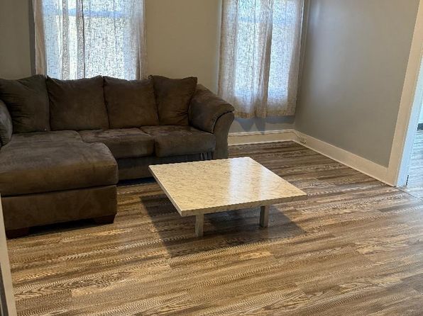 784 Park Ave FLOOR 2, Cranston, RI 02910