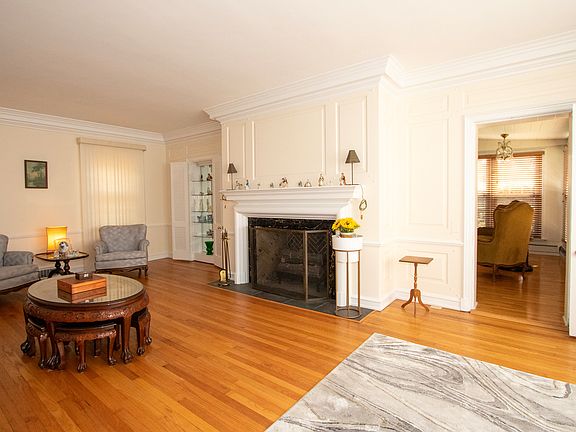 5th image of 1402 Lathrop Ave