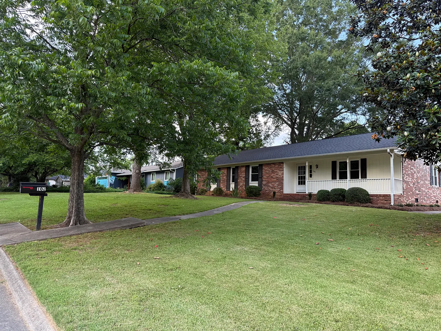 3 bed, 1700 sqft, $1,895 — Photo 2