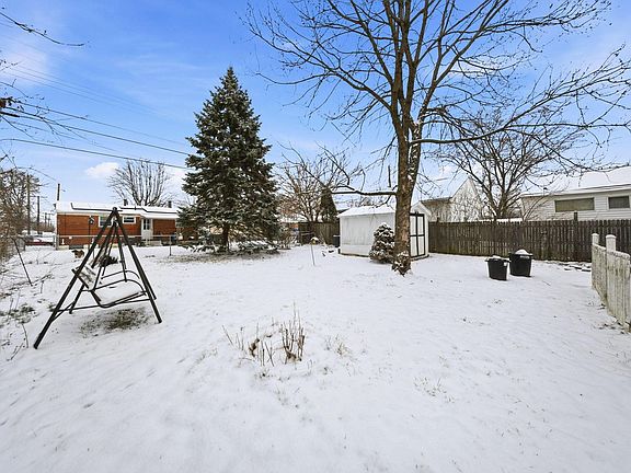 4th image of 4020 Briggs Rd