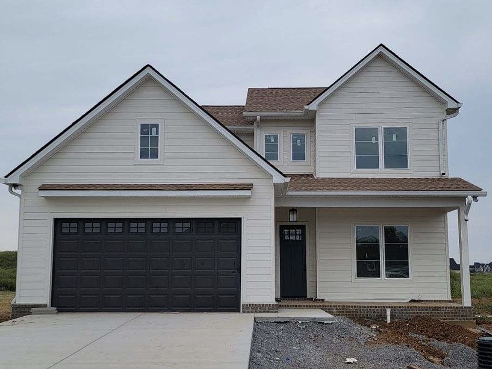 1st image of 18 Crookedhorn Dr