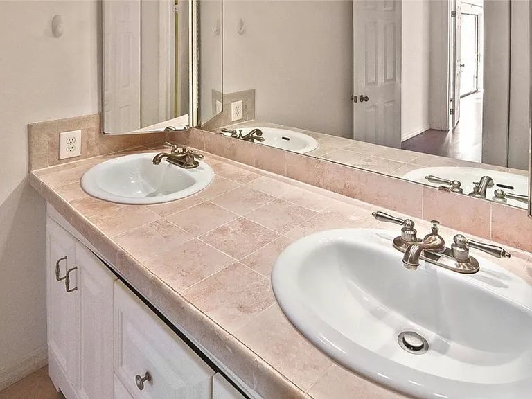 5540 Malt Dr #4 — Photo 12