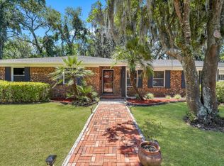 2221 Bonaventure Rd, Savannah, GA 31404
