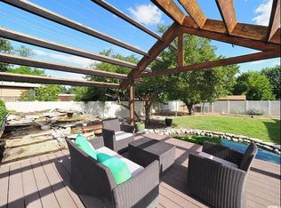 6712 S 1620 E, Cottonwood Heights, UT 84121