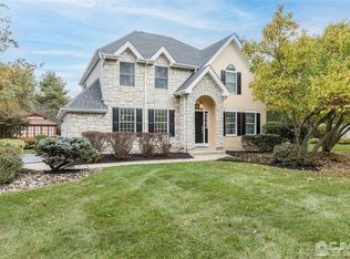 2 Ruedeman Dr, Plainsboro, NJ 08536