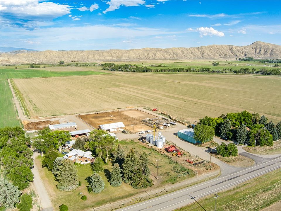 1st image of 990 Highway 72