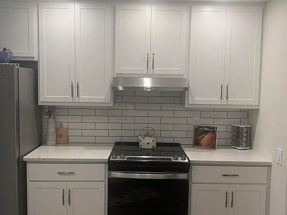 2nd image of 17408 N BOSWELL Boulevard N