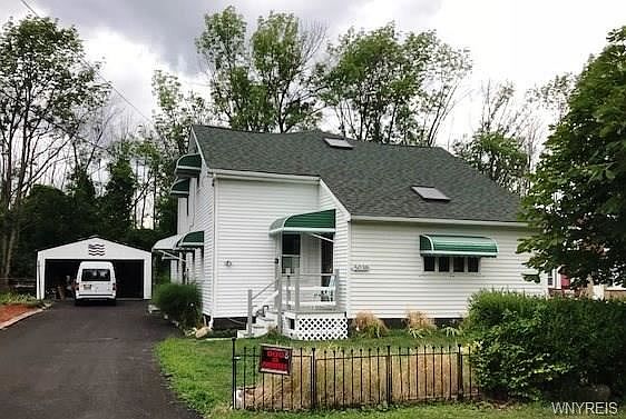 1st image of 5038 Lynwood Ave