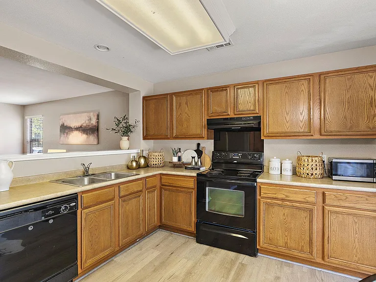 5705 Viewpoint Dr #A — Photo 11