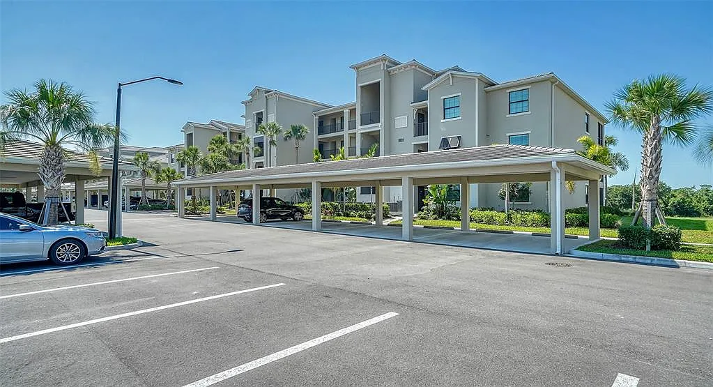 2 bed, 2.0 bath, 1142 sqft, $6,000 — Photo 1