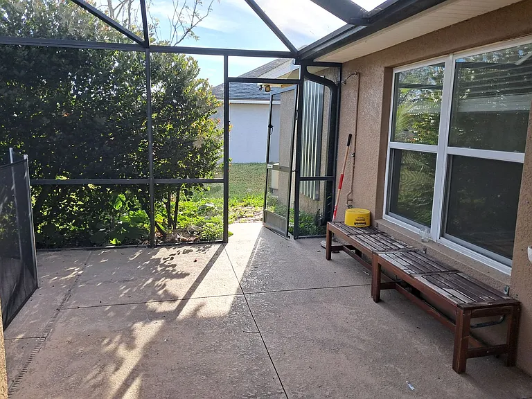 4910 Bywood St — Photo 23