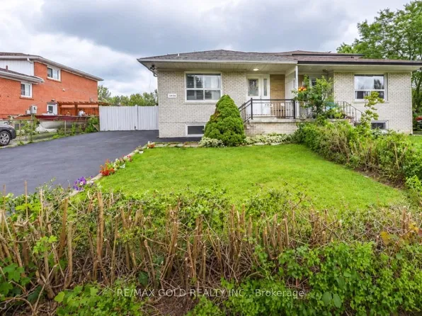 3773 Darla Dr, Mississauga, ON L4T 2E1