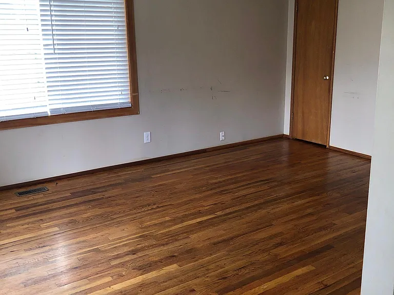 3712 Kauffman Ave — Photo 10